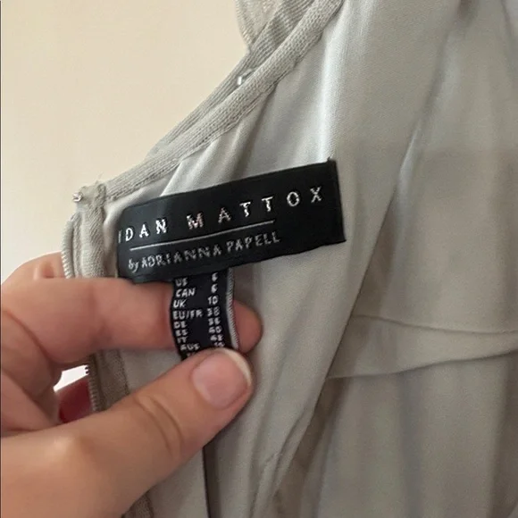 Aidan Mattox | Adrianna Papell Silver Beaded Short Sleeve Dress Size 6 - Picture 13 of 13